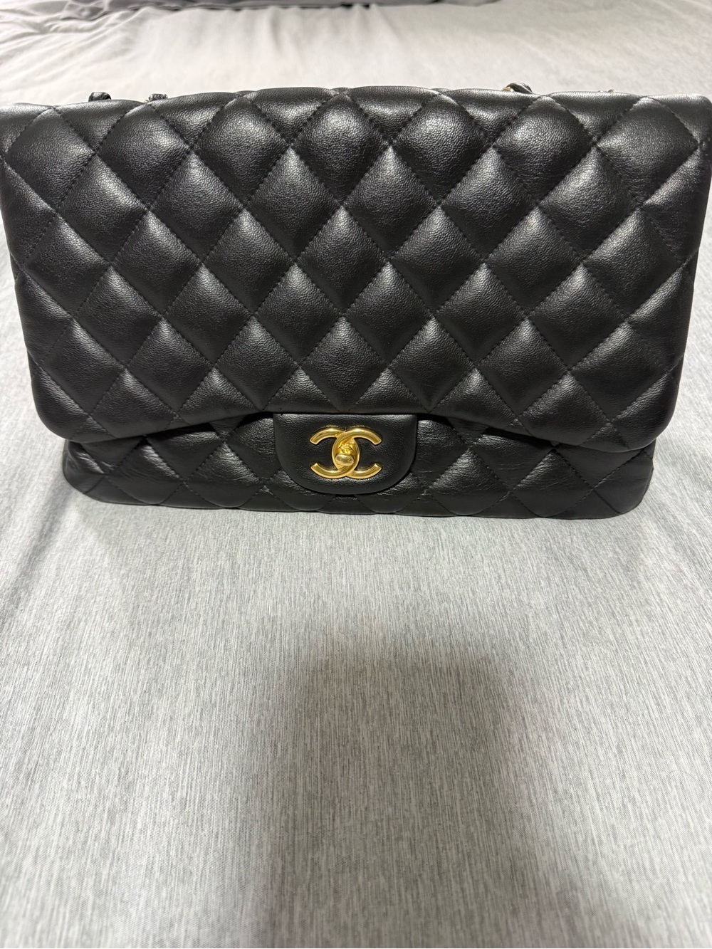 CHANEL Black Quilted Leather Shoulder Bag with Gold CC Turnlock